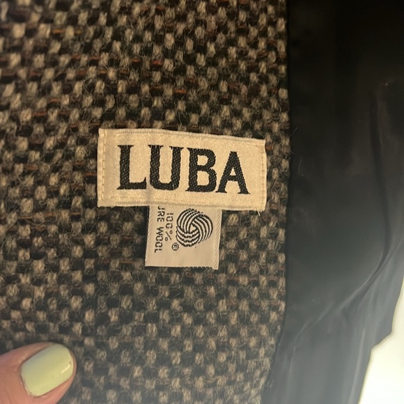 LUBA Coat - Picture 5 of 8